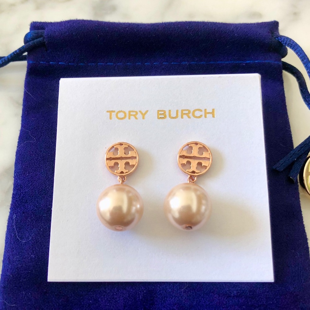 NEW Tory Burch Rose Gold Pearl Dangle earrings